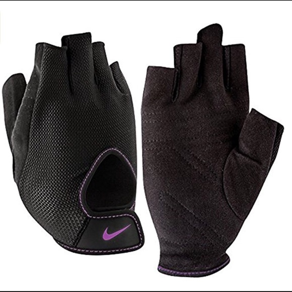 nike women's fundamental training gloves